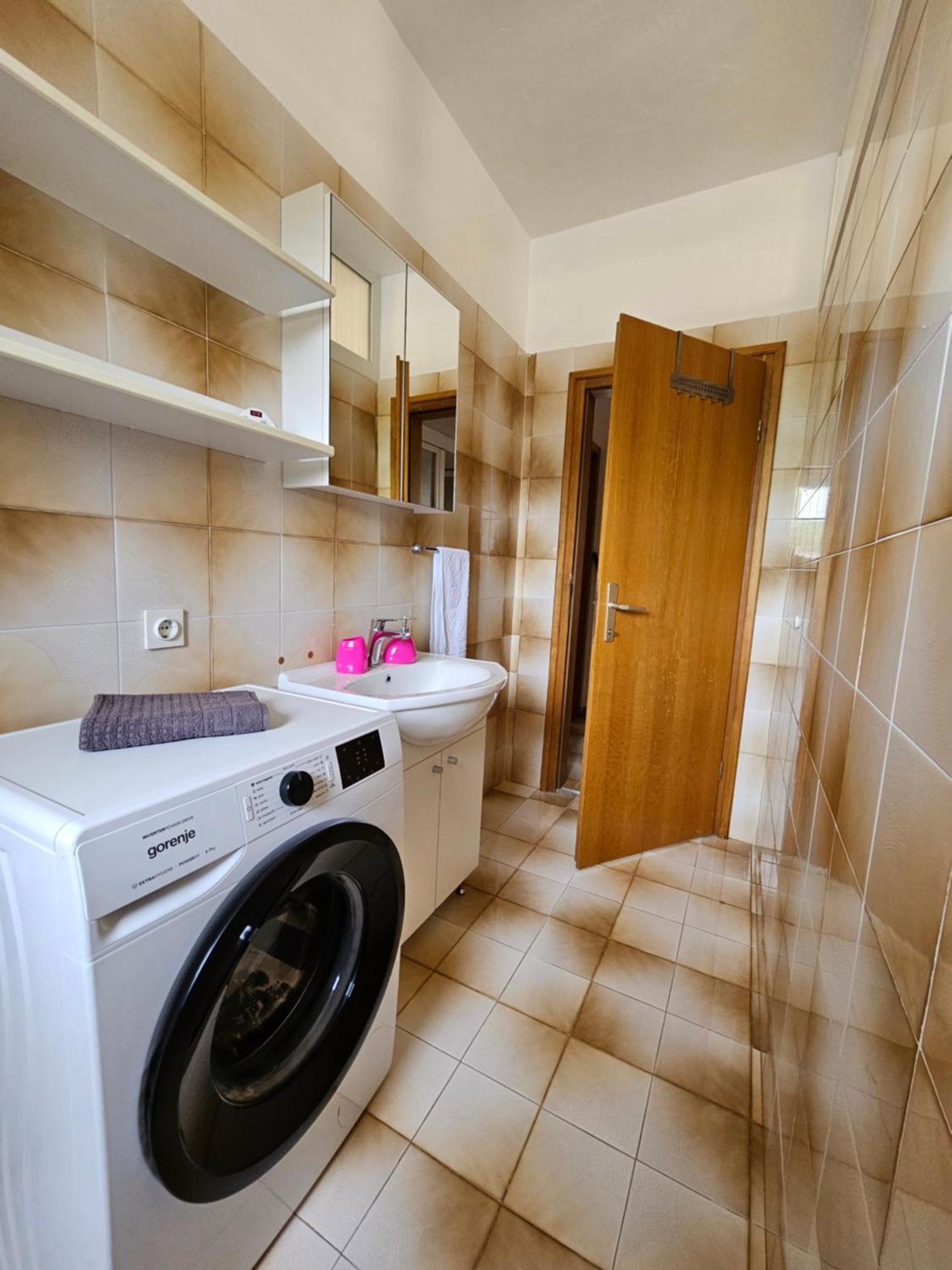 Apartments Rusin Linardići エクステリア 写真